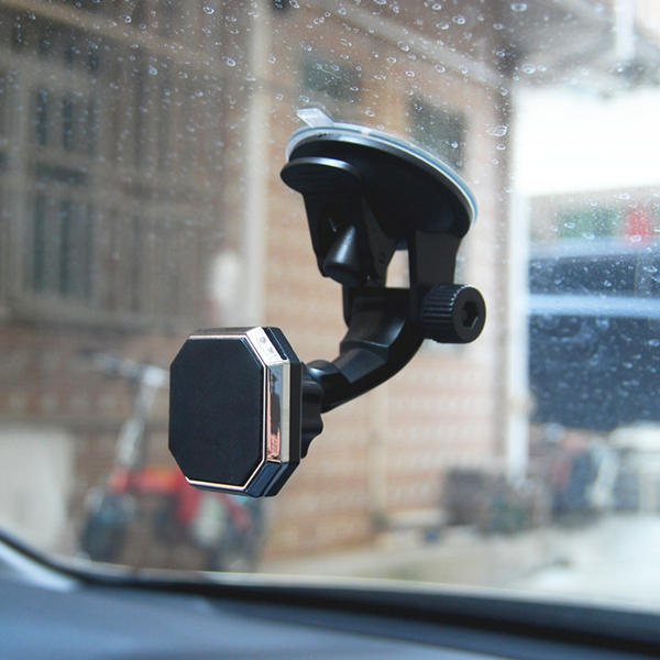 Universal Car Phone Holder with Suction Cup – Secure Mount for Windscreen & Clear Navigation